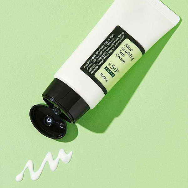 کرم ضد آفتاب بیرنگ آلوئه ورا کوزارکس Cosrx Aloe Soothing Sun Cream Spf 50
