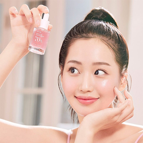 سرم روشن کننده هلو و نیاسینامید آنوا Anua Peach 70 Niacin Serum 30Ml