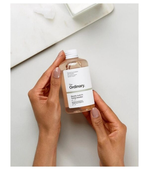تونر لایه بردار و روشن کننده گلیکولیک اسید اوردینری Ordinary Glycolic Acid 7% Toning Resurfacing Solution